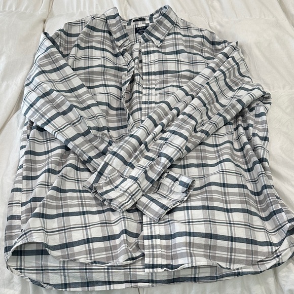 J. Crew Casual Plaid Shirt in Gray and White - Picture 1 of 5